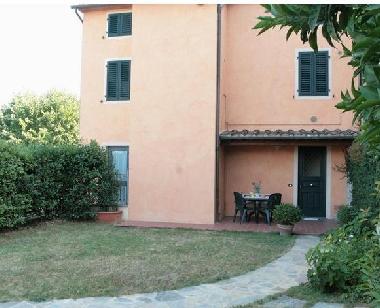 Ferienhaus in Colle di Compito (Lucca) oder Ferienwohnung oder Ferienhaus