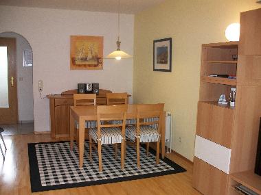 Ger�umiger Essbereich