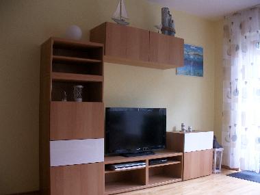 Wohnzimmer mit Flachbild-TV