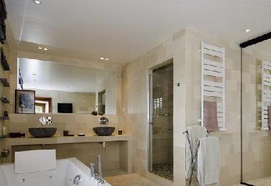 Pension in Saint-Marc-Jaumegarde (Bouches-du-Rh�ne) oder Ferienwohnung oder Ferienhaus