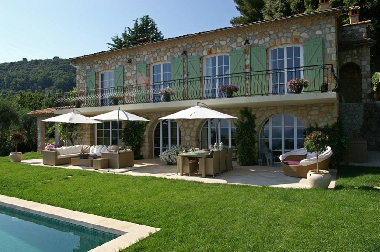 Villa in Grasse (Alpes-Maritimes) oder Ferienwohnung oder Ferienhaus