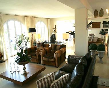 Villa in Grasse (Alpes-Maritimes) oder Ferienwohnung oder Ferienhaus