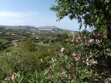 Hinterer Garten mit Blick ca. 30km in's Hinterland