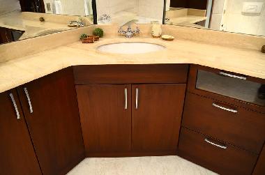 Das gro�e Bad mit Jacuzzi No.1.