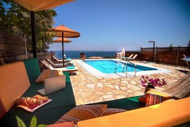 Villa in Agios Nikolaos (Zakynthos) oder Ferienwohnung oder Ferienhaus