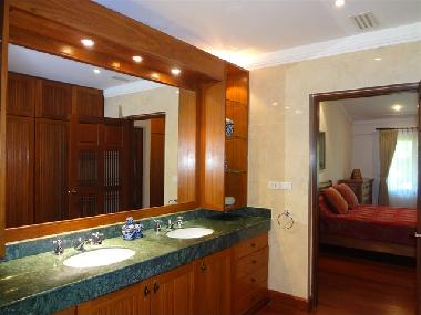 Villa in Cherngtalay (Phuket) oder Ferienwohnung oder Ferienhaus