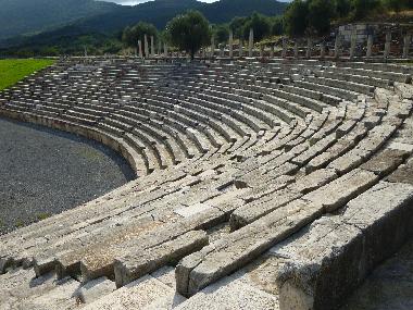 Im antiken Messini (60 km) wurden viele alte Bauwerke restauriert