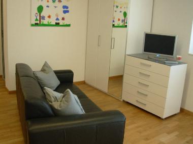 Schwarzes Leder-Sofa 