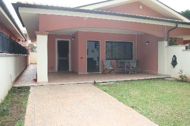 Villa in 43000 (Roma) oder Ferienwohnung oder Ferienhaus
