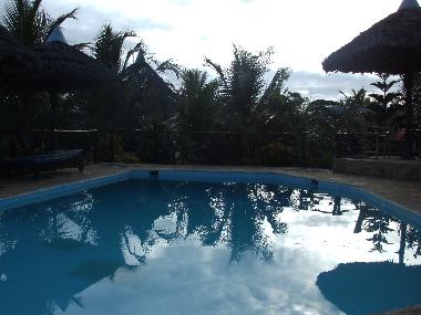 Abendsonne mit Pool