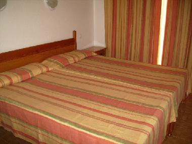 Gro�es Schlafzimmer