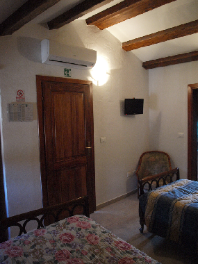 Pension in Krasica, Buje (Istarska) oder Ferienwohnung oder Ferienhaus