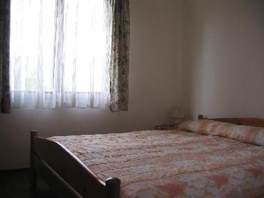 Garten-/Terrassenwohnung; Schlafzimmer 2