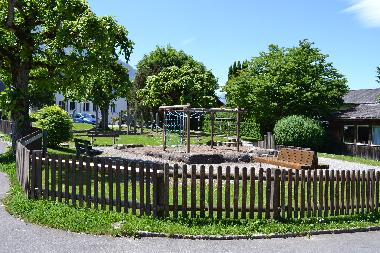 Spielplatz in der N�he, in Gehminuten entfernt