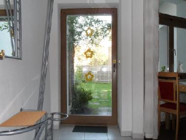 Flur und Zugang zum Garten