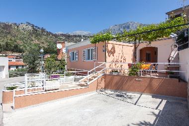 Villa in Podgora (Splitsko-Dalmatinska) oder Ferienwohnung oder Ferienhaus