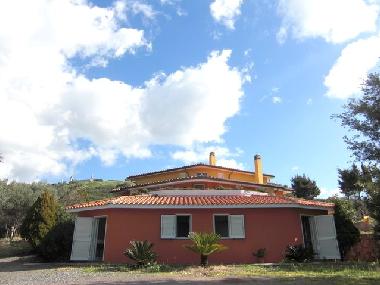 Die Villa bietet tolle Ein- und Ausblicke.