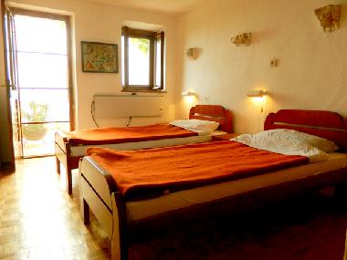 Ferienhaus in Rijeka Rezevici (Montenegro) oder Ferienwohnung oder Ferienhaus