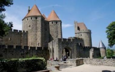 Pension in CARCASSONNE (Aude) oder Ferienwohnung oder Ferienhaus