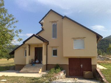 Ferienhaus in Grahovo (Montenegro) oder Ferienwohnung oder Ferienhaus