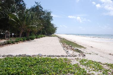Villa Palmpark, der von uns gepflegte Strand vor unserem privaten Strand