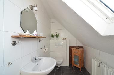 Waschgelegenheit mit WC