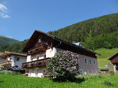 Ferienhaus in Kals am Groglockner (Osttirol) oder Ferienwohnung oder Ferienhaus