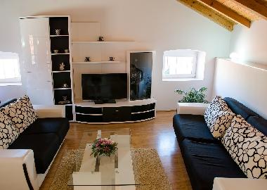 Ferienwohnung in Sibenik (Sibensko-Kninska) oder Ferienwohnung oder Ferienhaus