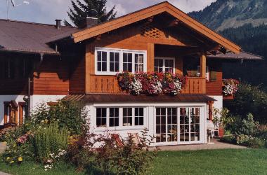Haus Narzisse - Ansicht vom Aussen - Balkon Widderstein