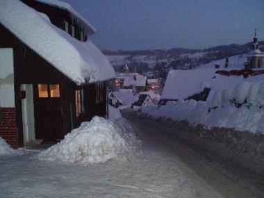Eingang Severka Carpe, Weg direkt zum Zentrum Dorf 