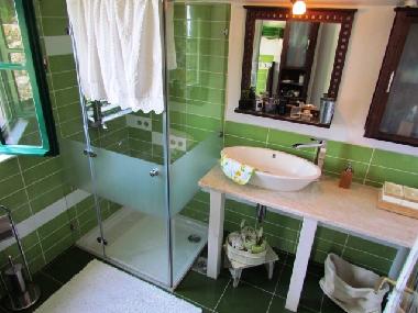 Villa in TUČEPI (Splitsko-Dalmatinska) oder Ferienwohnung oder Ferienhaus