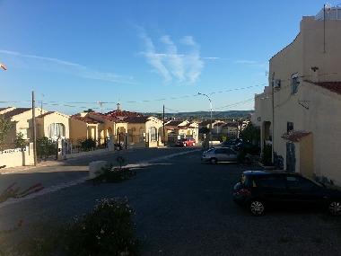 Ferienhaus in La Marina Urbanisation (Alicante / Alacant) oder Ferienwohnung oder Ferienhaus
