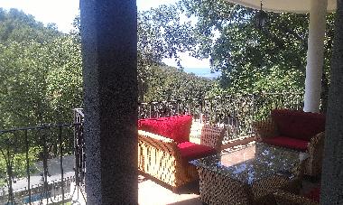 Villa in Bar-Utjeha-Kruce (Montenegro) oder Ferienwohnung oder Ferienhaus