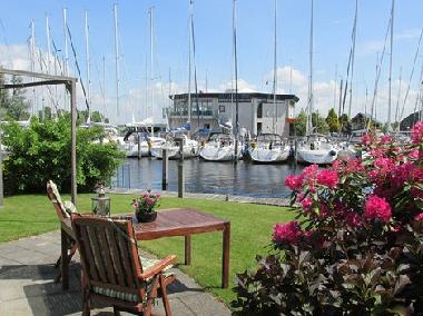 Ferienhaus in Lemmer (Friesland) oder Ferienwohnung oder Ferienhaus