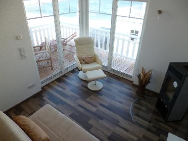 Galerie mit Blick auf die Ostsee und Kamin