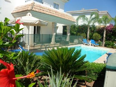 Villa in Kapparis (Famagusta) oder Ferienwohnung oder Ferienhaus