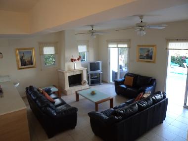 Villa in Kapparis (Famagusta) oder Ferienwohnung oder Ferienhaus