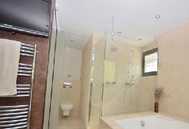 Pension in Vallauris (Alpes-Maritimes) oder Ferienwohnung oder Ferienhaus