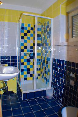 Badezimmer im Erdgeschoss