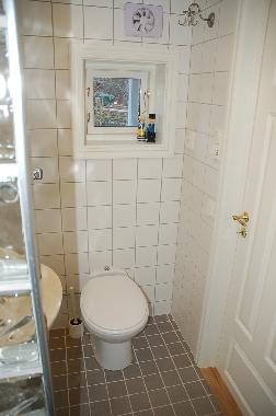 Bad mit Dusche und Fu�bodenheizung