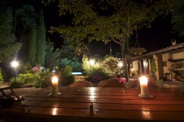 Abends: unser Terrasse