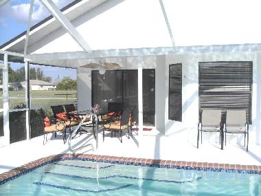 Sitzecke am Pool