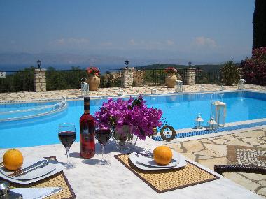 Ferienhaus in CORFU (Kerkyra) oder Ferienwohnung oder Ferienhaus