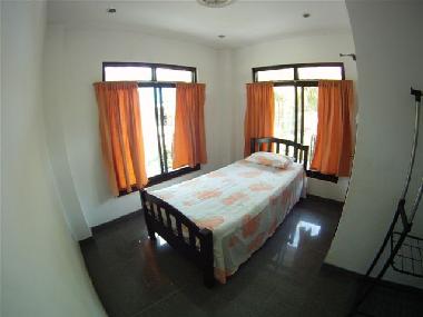 Villa in Caparispisan (Ilocos Norte) oder Ferienwohnung oder Ferienhaus