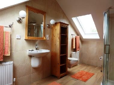 Badezimmer im Obergeschoss