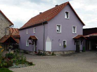 Blick auf das Wohnhaus, Ferienwohnung in der 1. Etage