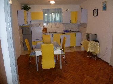 Ferienwohnung in Baska Voda (Splitsko-Dalmatinska) oder Ferienwohnung oder Ferienhaus