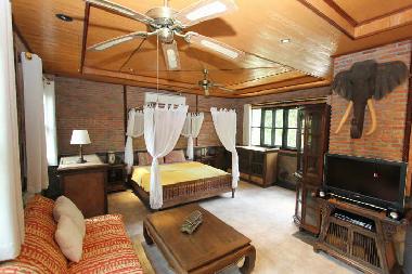 Rustikales Schlafzimmer im Anbau