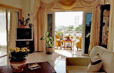Villa in Karon-Phuket (Phuket) oder Ferienwohnung oder Ferienhaus