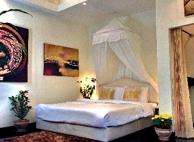 Villa in Karon-Phuket (Phuket) oder Ferienwohnung oder Ferienhaus